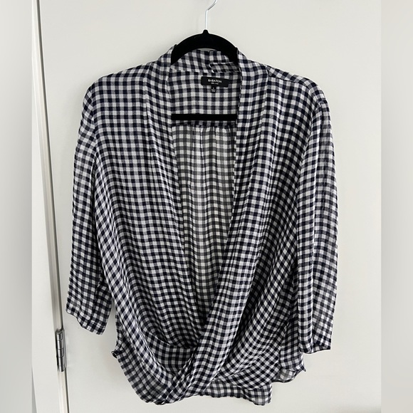 SOLD Aritzia silk blouse - Picture 3 of 7